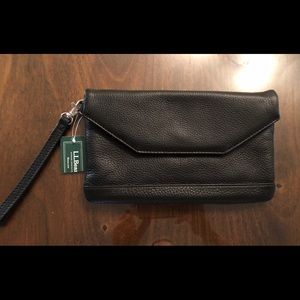 Black LL Bean Exchange Street Clutch